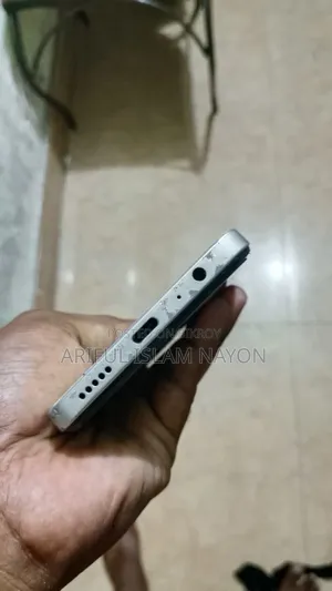 সিমফনি ইনোভা ৩০ ১২৮ জিবি হোয়াইট
