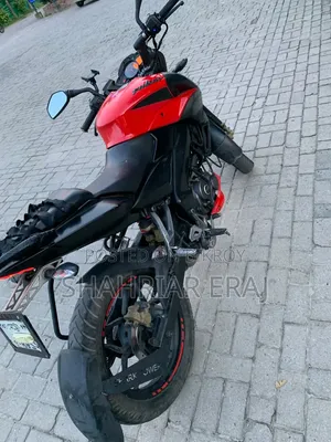 Bajaj Pulsar NS 160 2021 Red