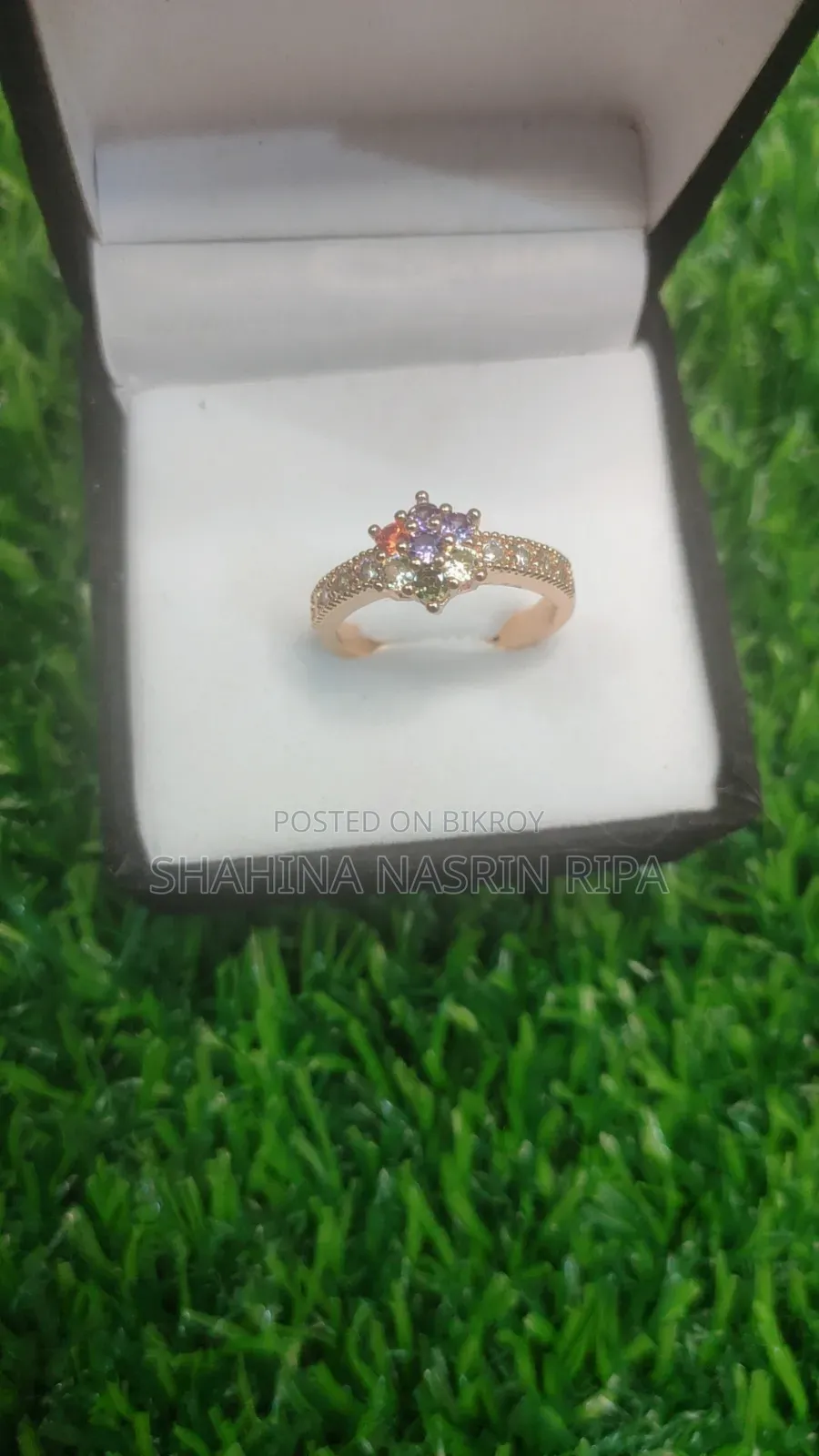Exclusive Crystal Stone Finger Ring Collection!