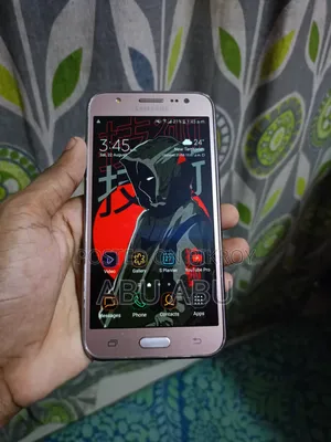 Samsung Galaxy J5 16 GB Gold