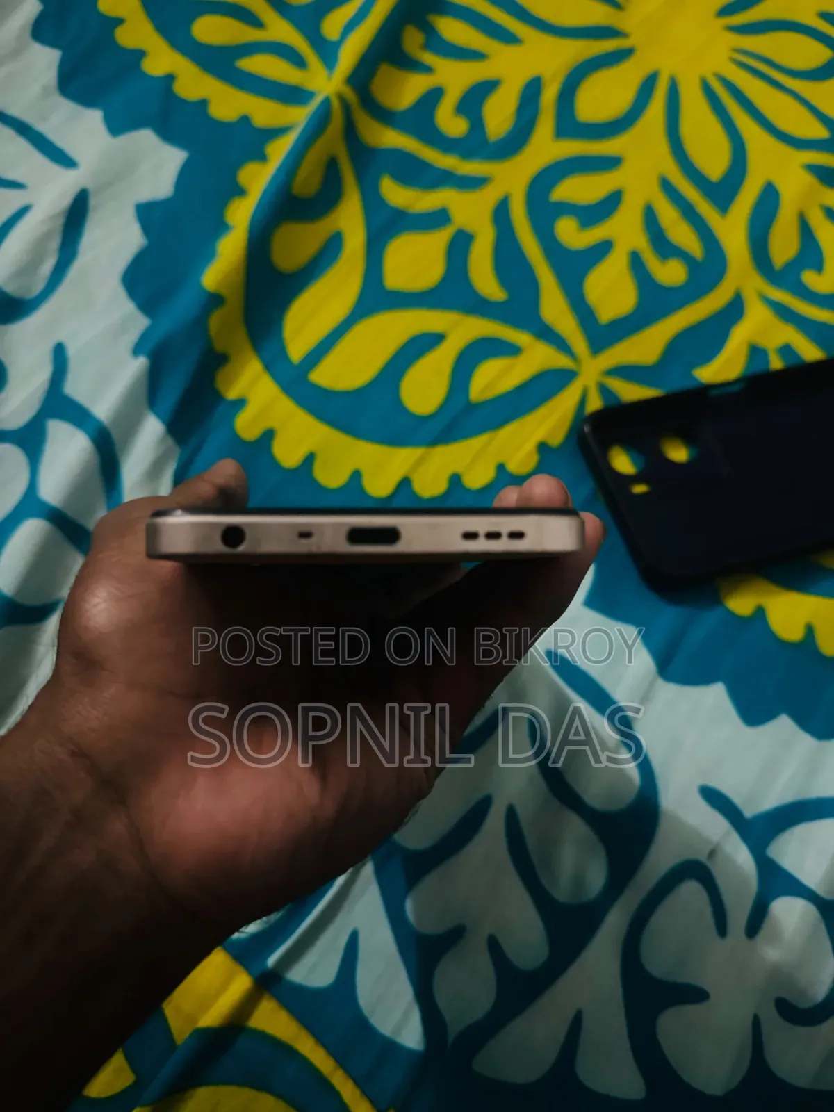 Oppo A77 128 GB Yellow