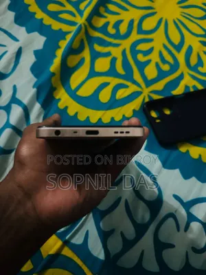 Oppo A77 128 GB Yellow