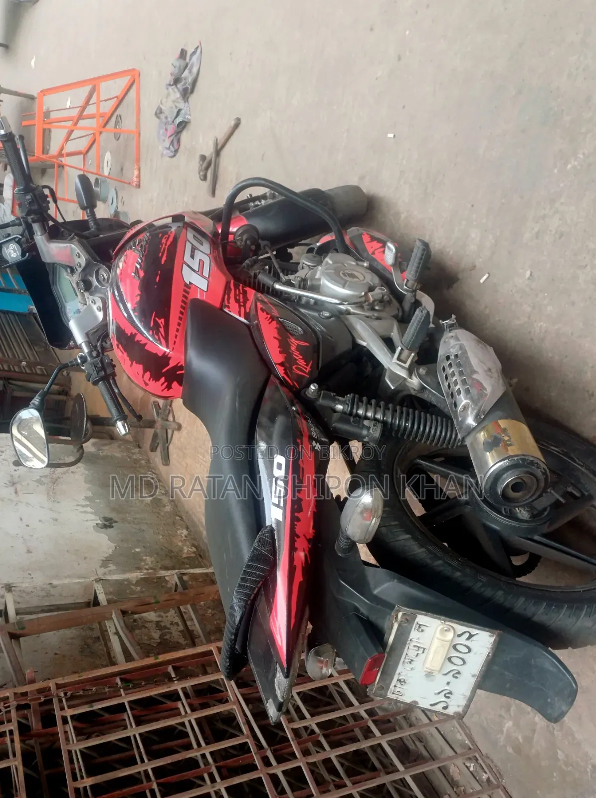 বাজাজ পালসার ১৫০ ২০১২ লাল