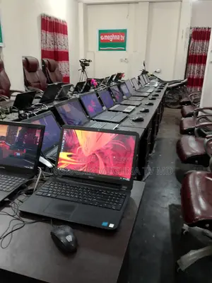 Laptop Acer 3GB RAM Intel SSD 256GB