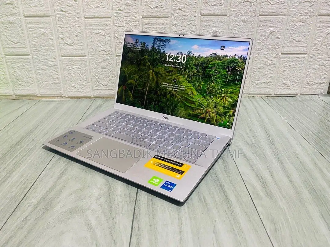 Laptop Dell 3GB Intel SSD 256GB