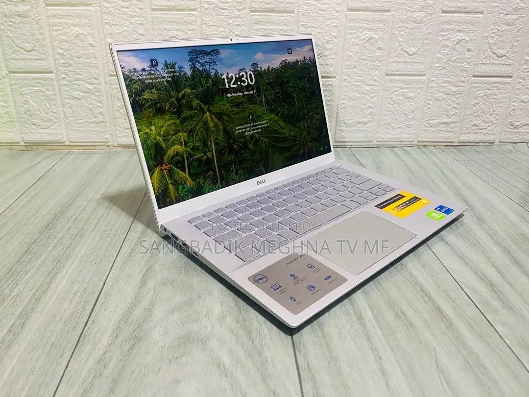 Laptop Dell 3GB Intel SSD 256GB