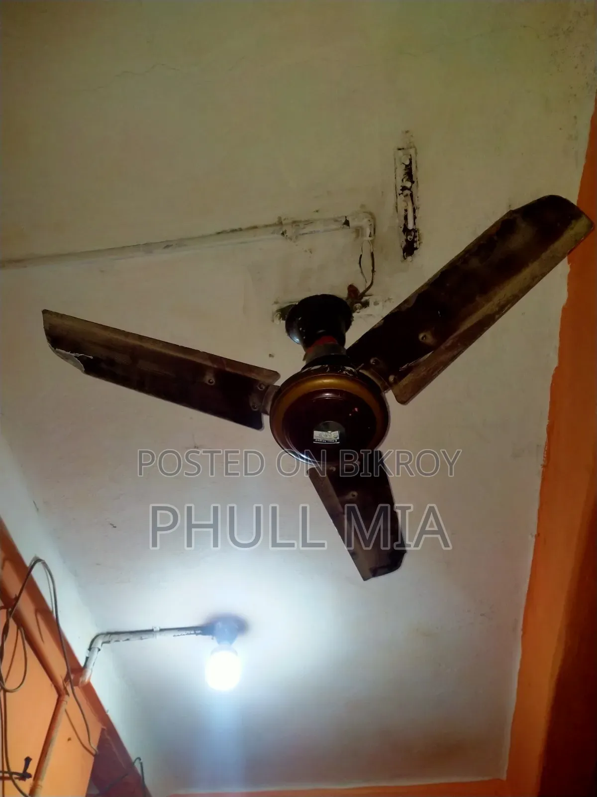ফান স্মল অনেক ভালো একদাম ৬০০ টাকা