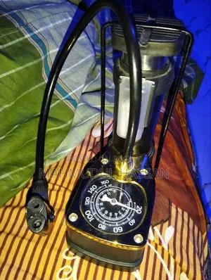 Bicycle Pump With Air Pressure Meter