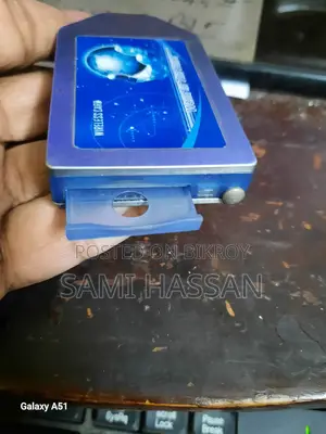 আসল সংগ্রাহকদের জন্য বিরল পুরানো আইটেম নেটওয়ার্ক ডিভাইস
