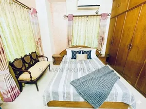 নুম্যান প্রপার্টি বিডি, বসুন্ধরায় আসবাবপত্রসহ ৩ বেডরুমের অ্যাপার্টমেন্ট ভাড়ার জন্য