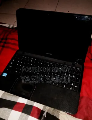 Laptop Toshiba Satellite C850 2GB Intel Pentium SSD 256GB