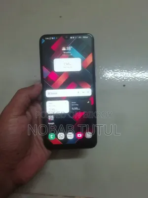 Samsung Galaxy A30 64GB Blue