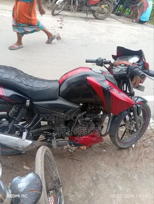 টিভিএস আপাচি আরটিআর ১৬০ টুভি ২০১৪ লাল