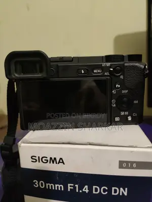 Sony A6400 Camera and Sigma Lens 30 mm