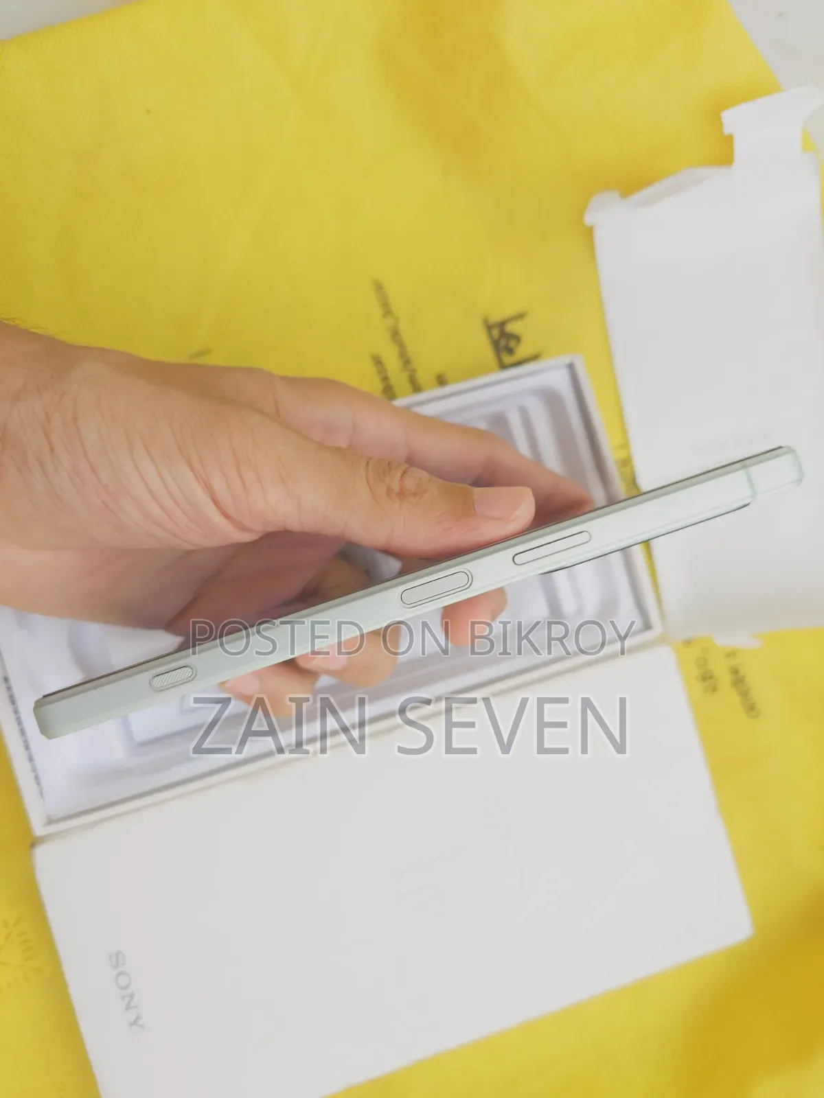 সনি এক্সপেরিয়া ১ মার্ক ৪ ২৫৬ জিবি সাদা