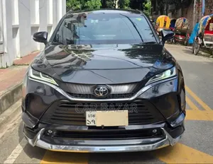 Toyota Harrier 2.0 2021 Black