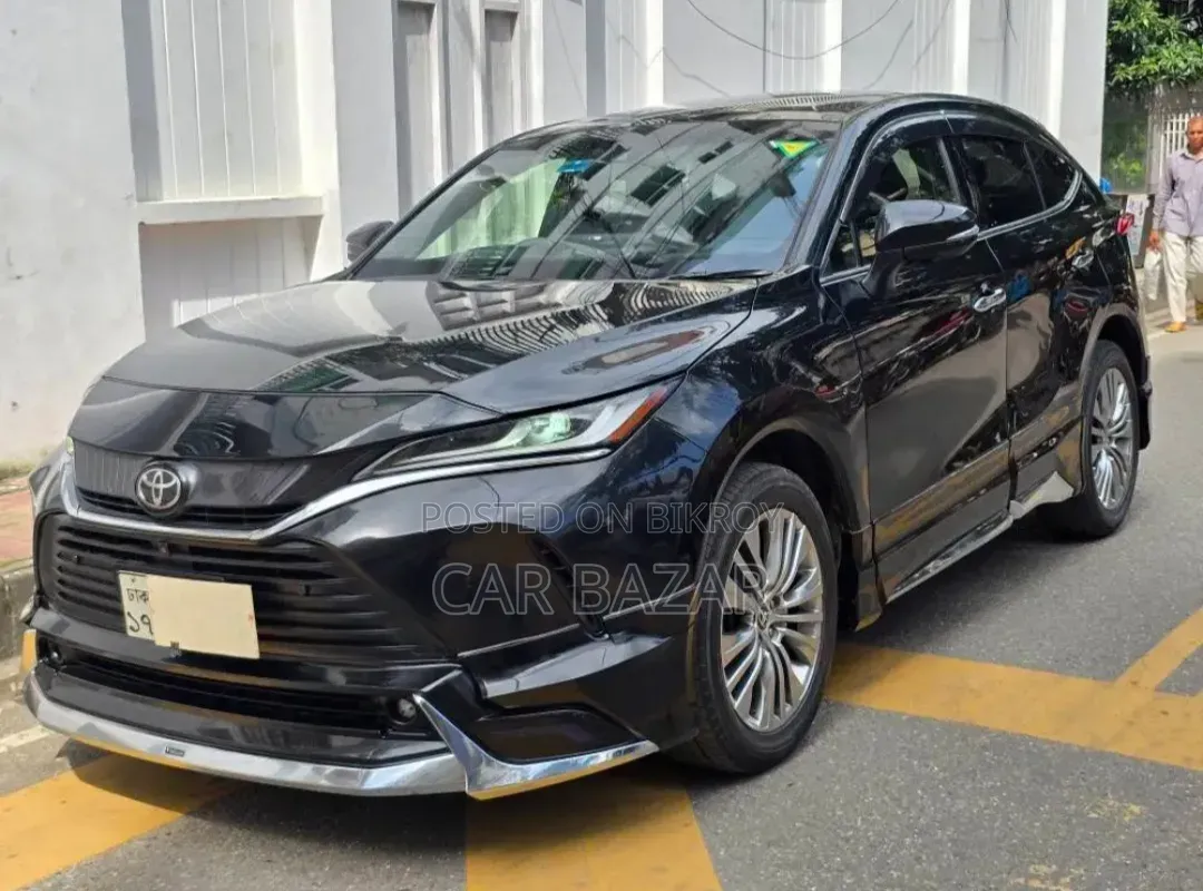 Toyota Harrier 2.0 2021 Black