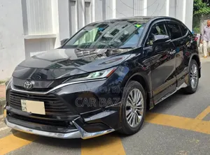 Toyota Harrier 2.0 2021 Black