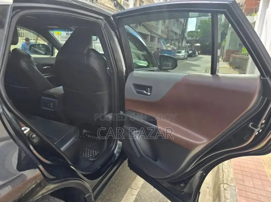 Toyota Harrier 2.0 2021 Black
