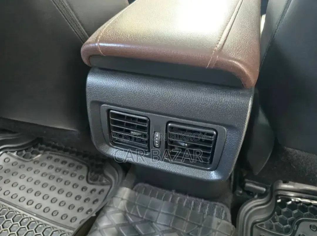 Toyota Harrier 2.0 2021 Black