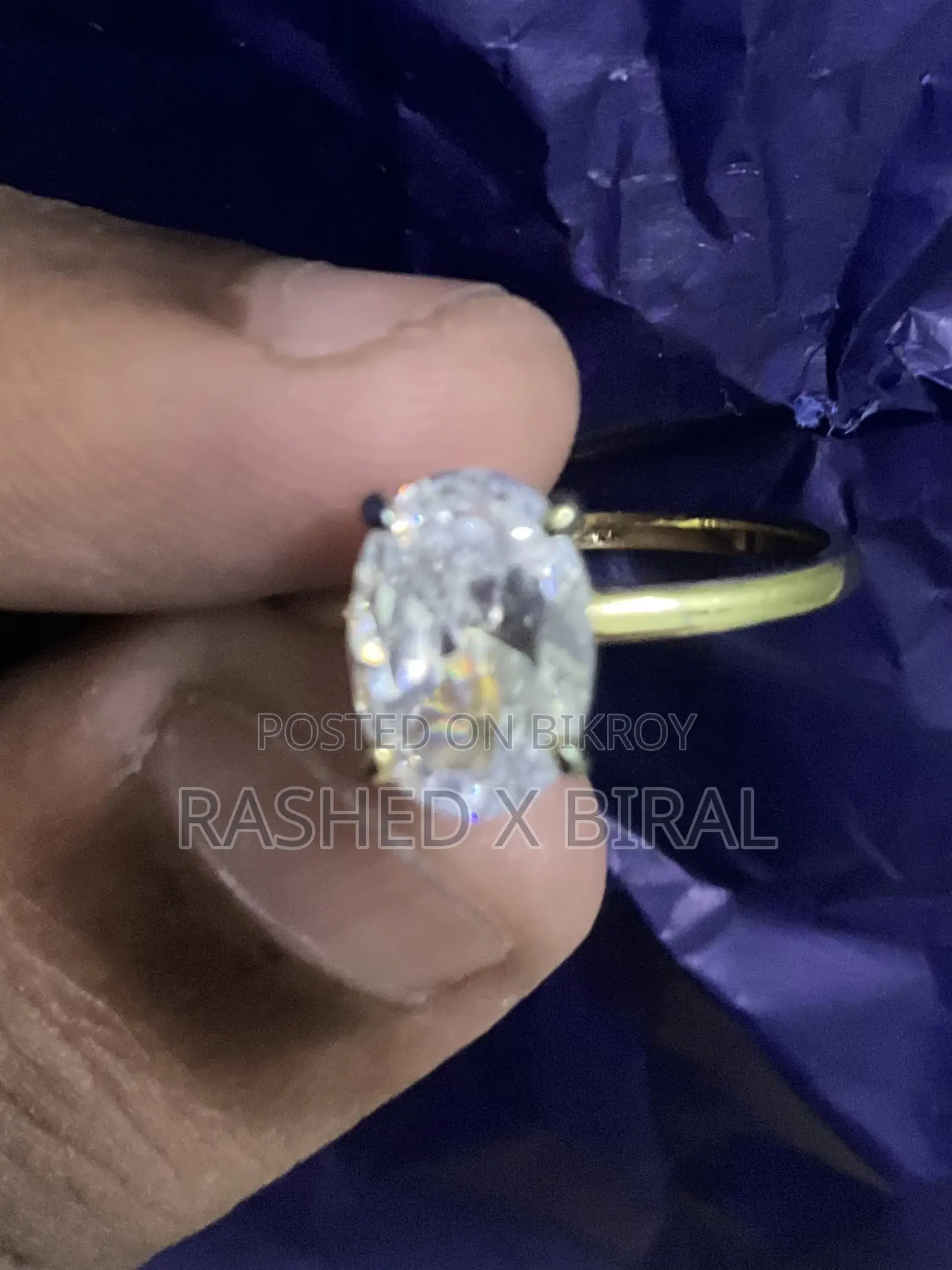 Zircon Diamond Ring (2carat)
