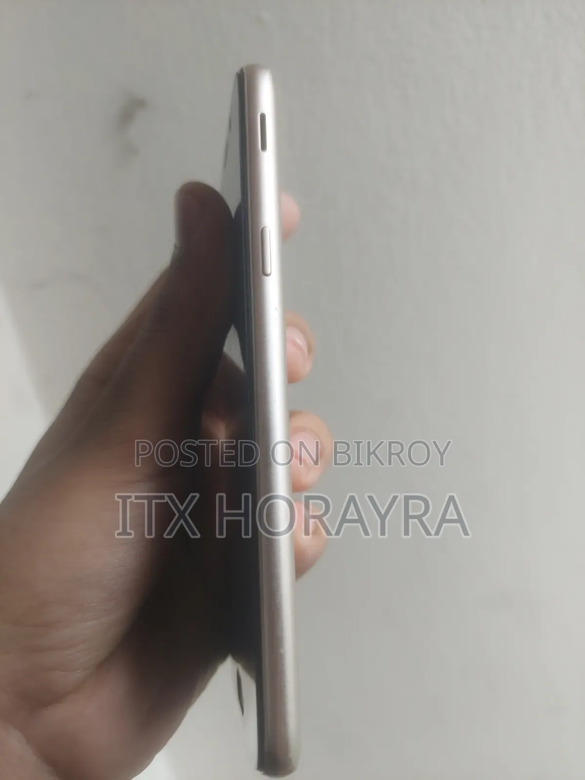 Samsung Galaxy J5 Pro 32 GB Gold