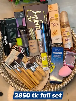 Makup Combo