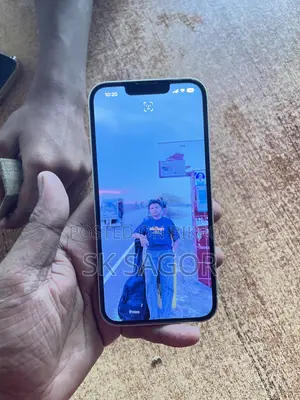 Apple iPhone 13 128 GB White