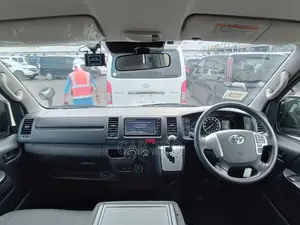 Toyota HiAce 2021 Silver