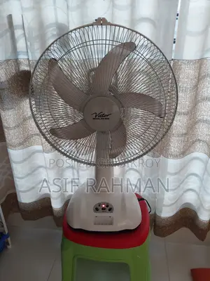 রিচার্জেবল টেবিল ফ্যান