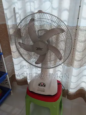 রিচার্জেবল টেবিল ফ্যান