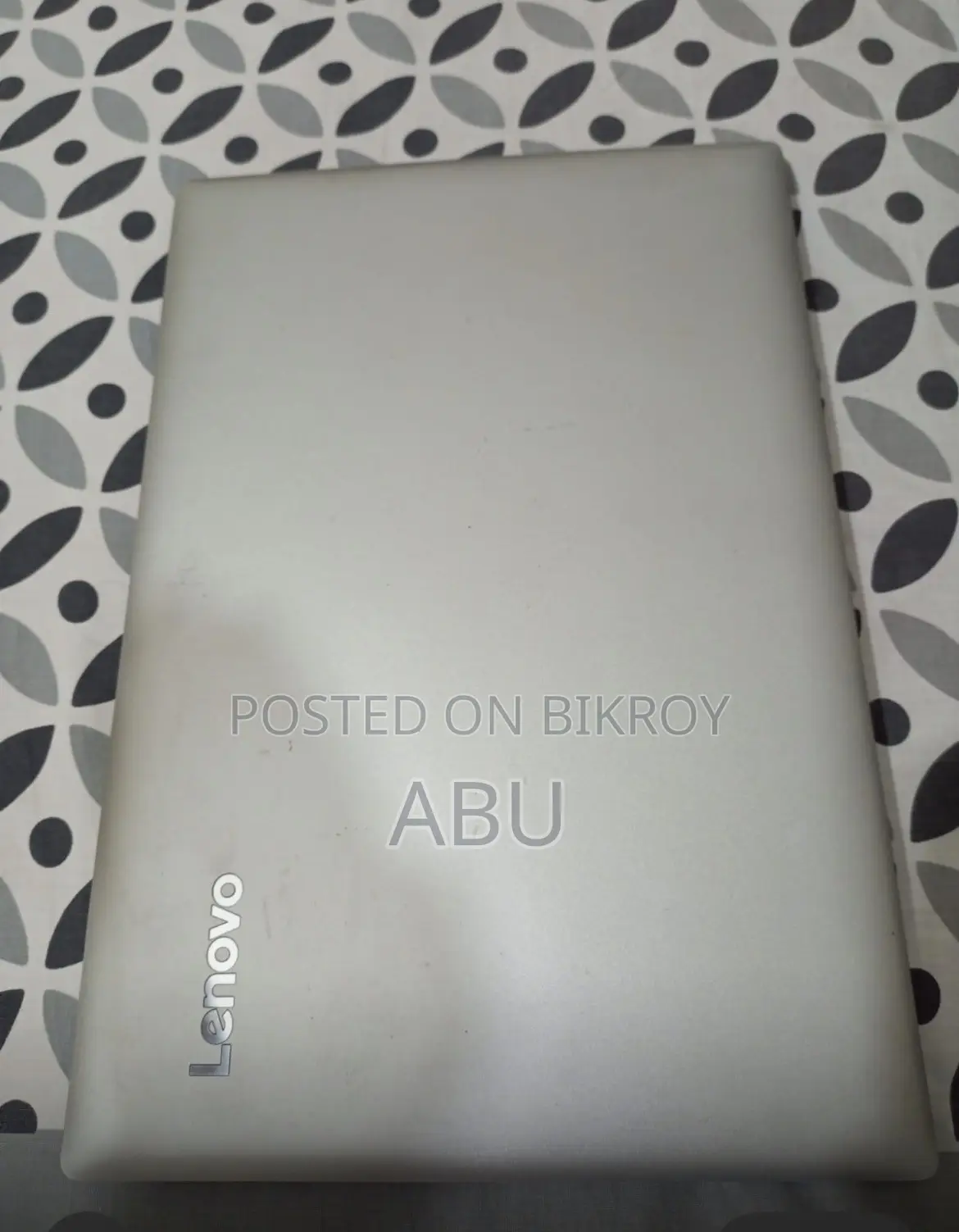 Laptop Lenovo IdeaPad 320 4GB Intel Core I5 HDD+SSD 256GB