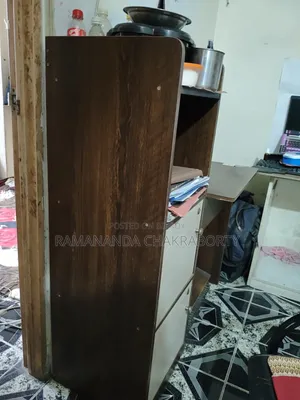 কম্পিউটার টেবিল