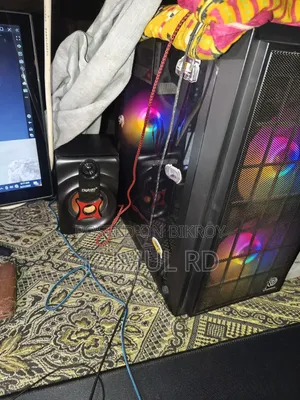 Desktop Computer ASUS 8GB AMD Ryzen 5 SSD 128GB