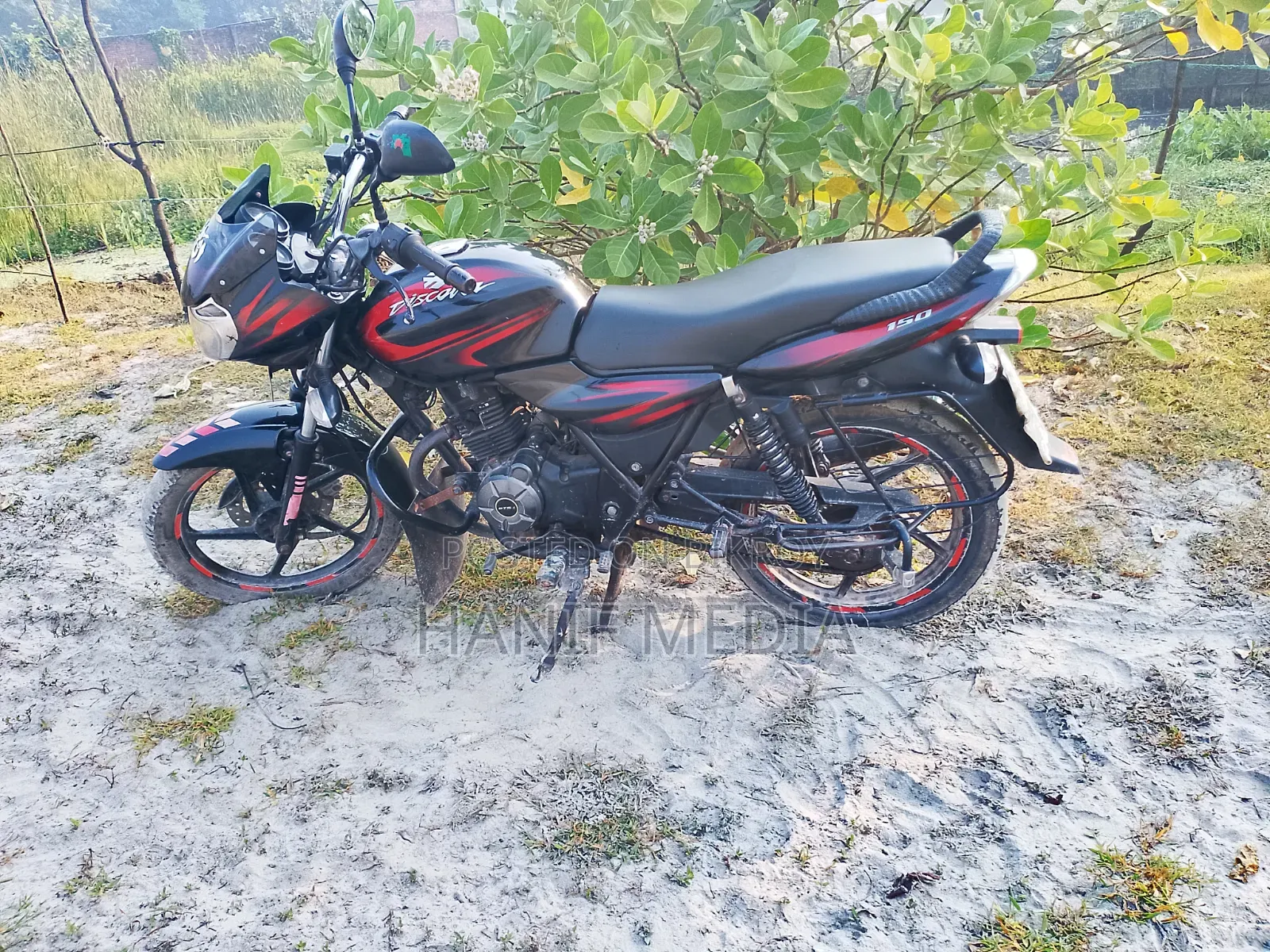Bajaj Discover 150 2014 Red