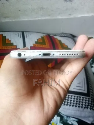Apple iPhone 6s 64 GB Graphite