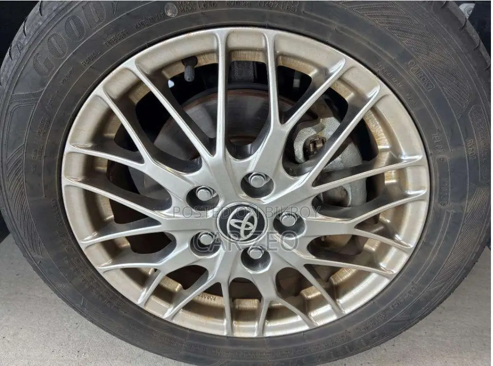 Toyota Voxy Hybrid ZS Kirameki III 2WD 7-Seater 2021 Pearl