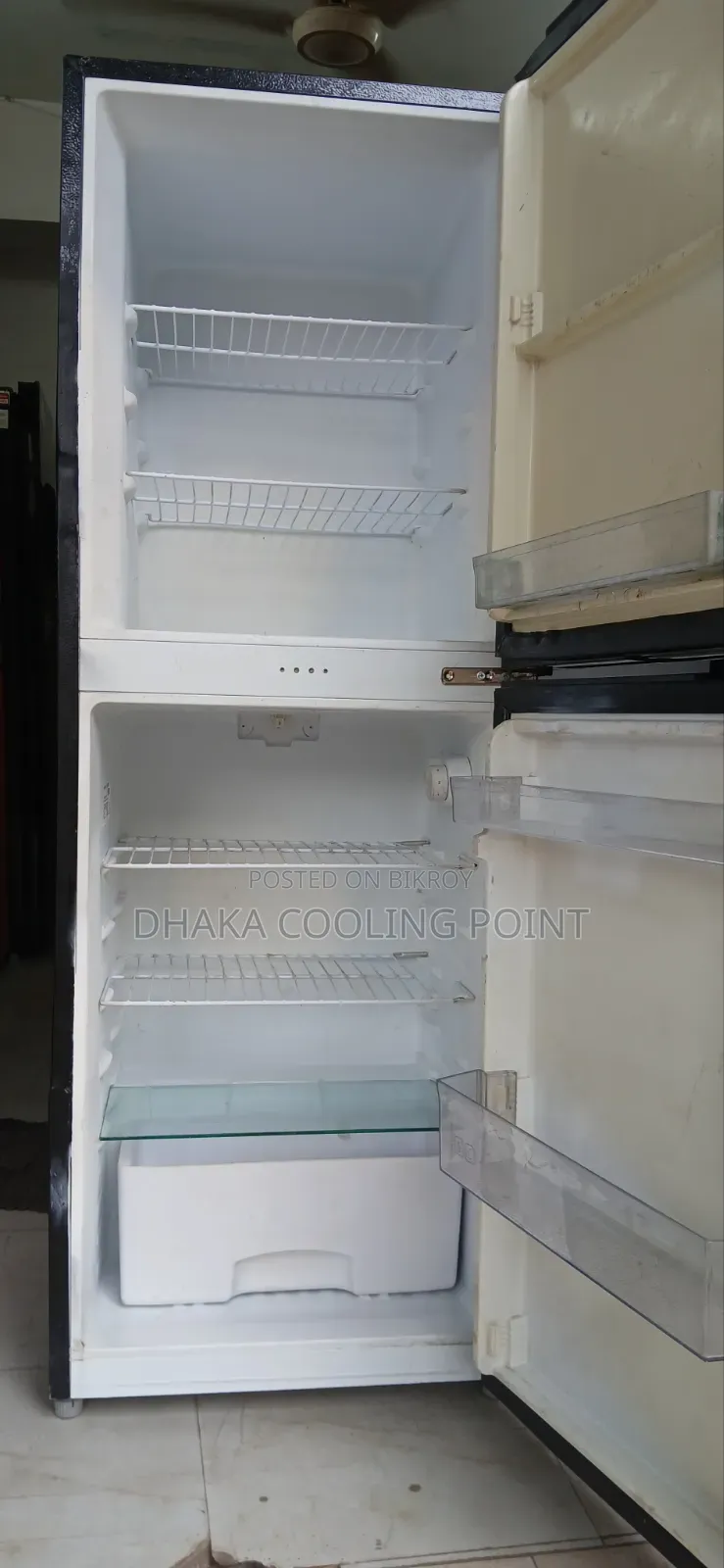 Singer 252 LTR Fridge for Sale