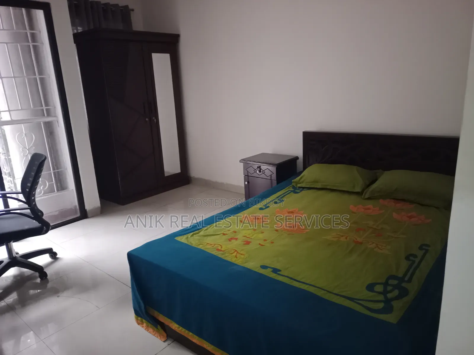 বানানীর অনিক রিয়েল এস্টেটে ৩ বেডরুমের অ্যাপার্টমেন্ট বিক্রয়