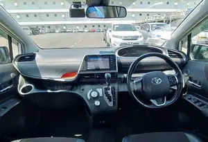 Toyota Sienta 1.5 Hybrid FWD 2021 Pearl