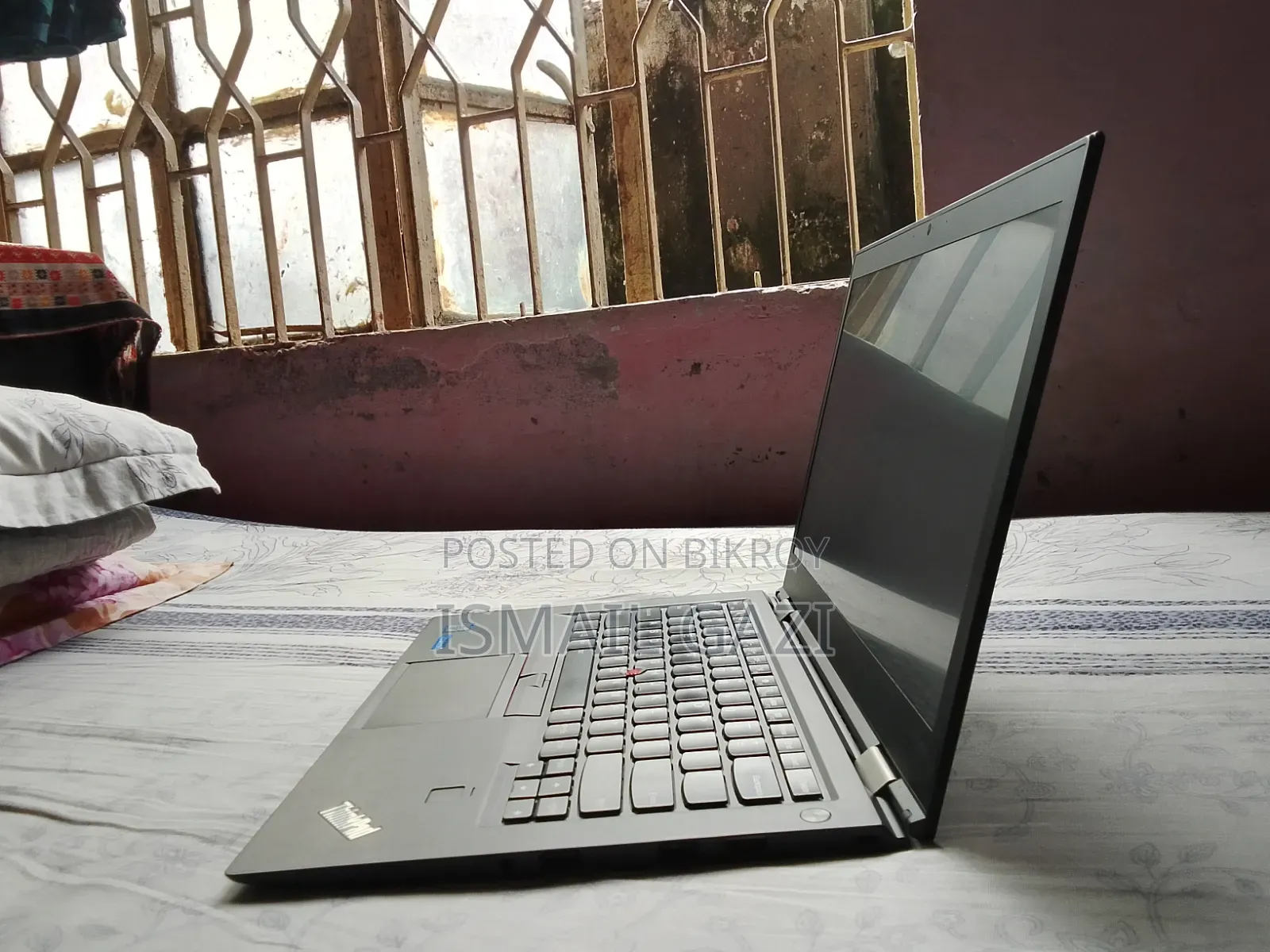 Laptop Lenovo A10 8GB Intel Core Ultra 7 HDD+SSD 128GB