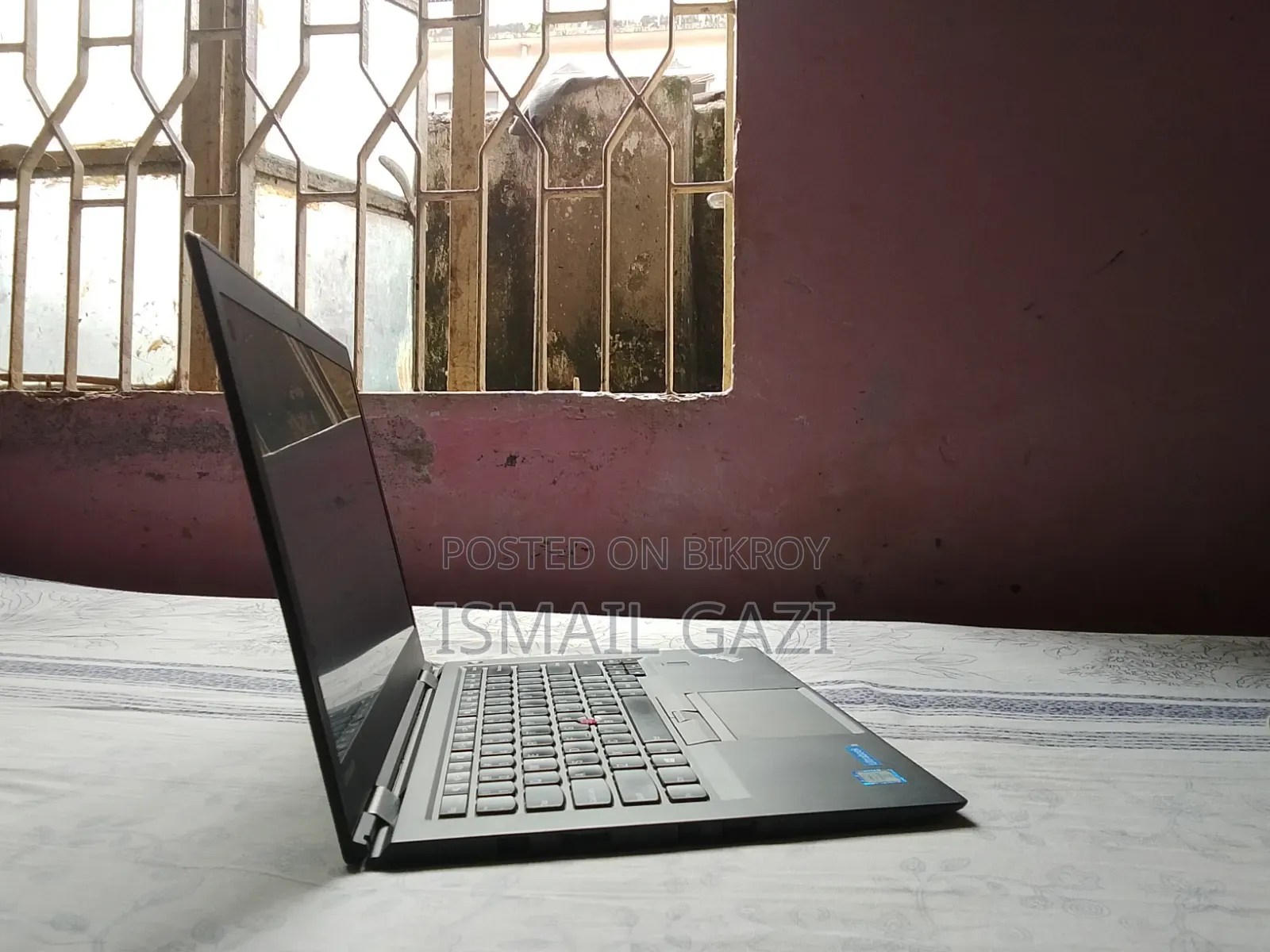 Laptop Lenovo A10 8GB Intel Core Ultra 7 HDD+SSD 128GB