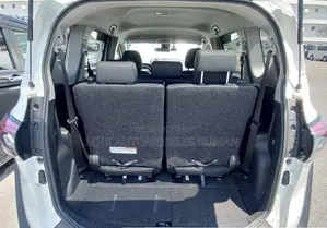 Toyota Sienta 1.5 Hybrid FWD 2021 Pearl