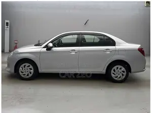 টয়োটা অ্যাক্সিও ২০২১ সিলভার