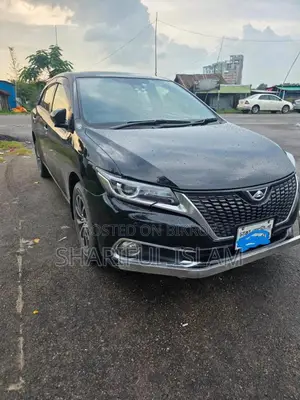 টয়োটা অ্যালিওন ২০১৭ কালো