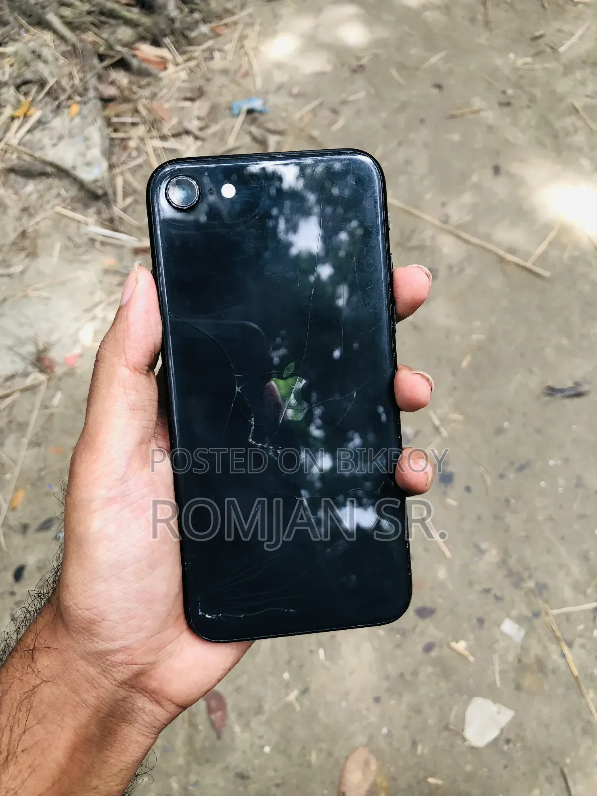 Apple iPhone SE (2020) 64 GB Black