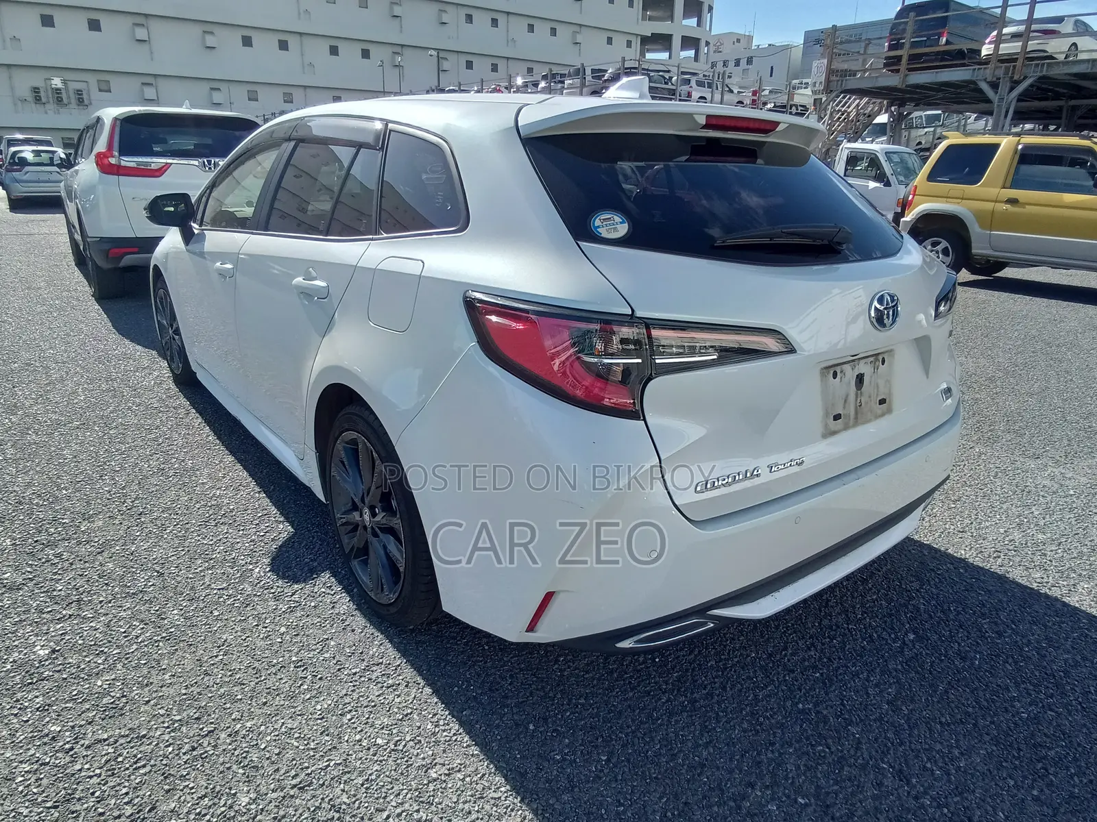Toyota Corolla Touring WxB 2021 Pearl