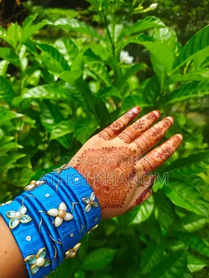হাতে তৈরি চুড়ি