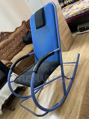 মেটাল ফ্রেমের আরামদায়ক রকিং চেয়ার (Blue Rocking Chair)