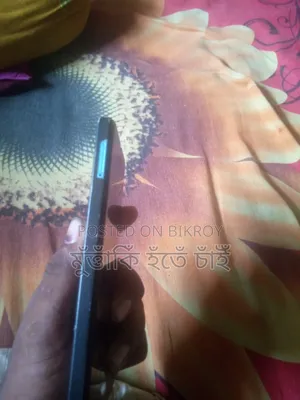 ইনফিনিক্স হট ৩০আই ১২৮ জিবি ব্রোঞ্জ